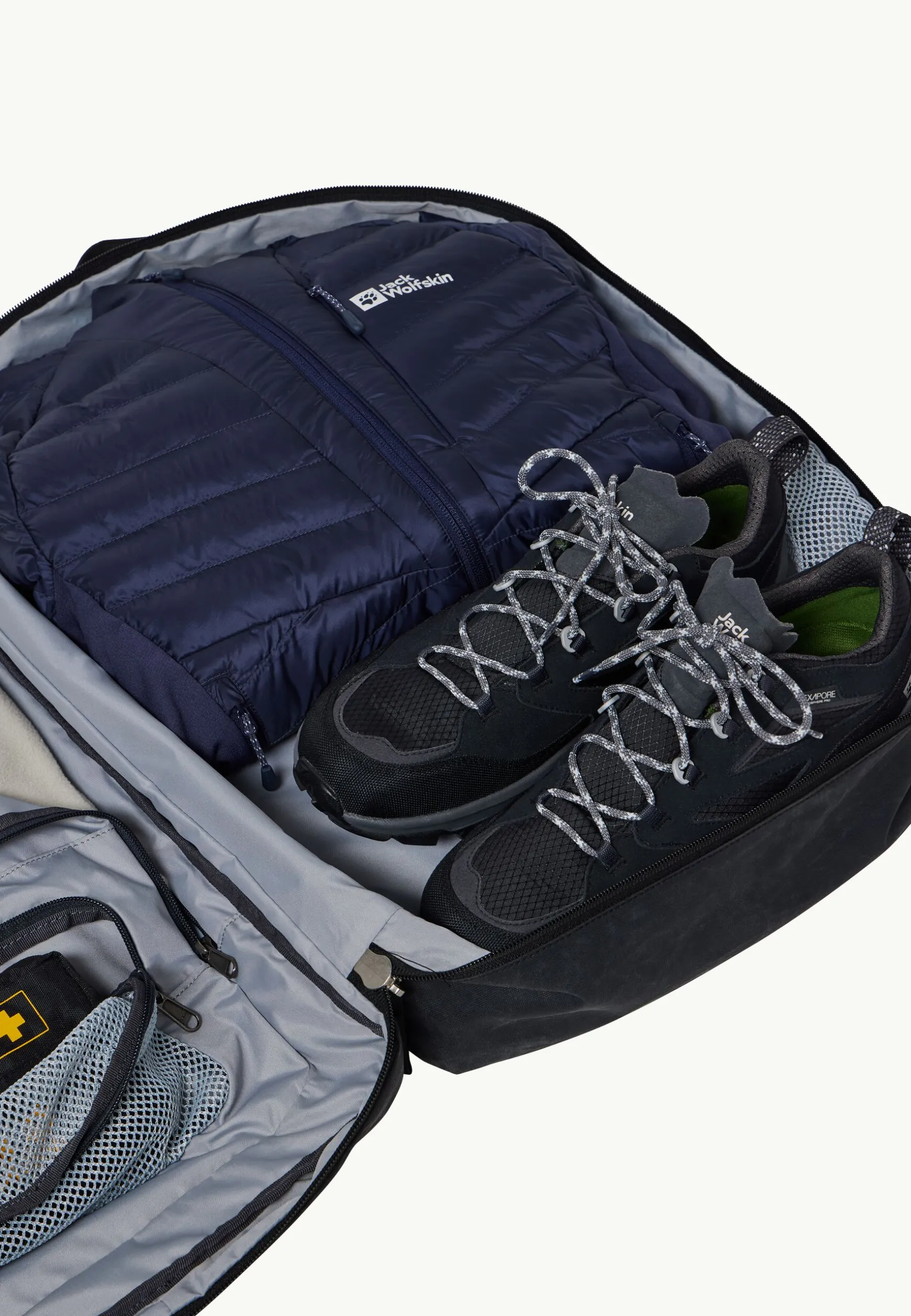 Traveltopia Cabin Pack 40