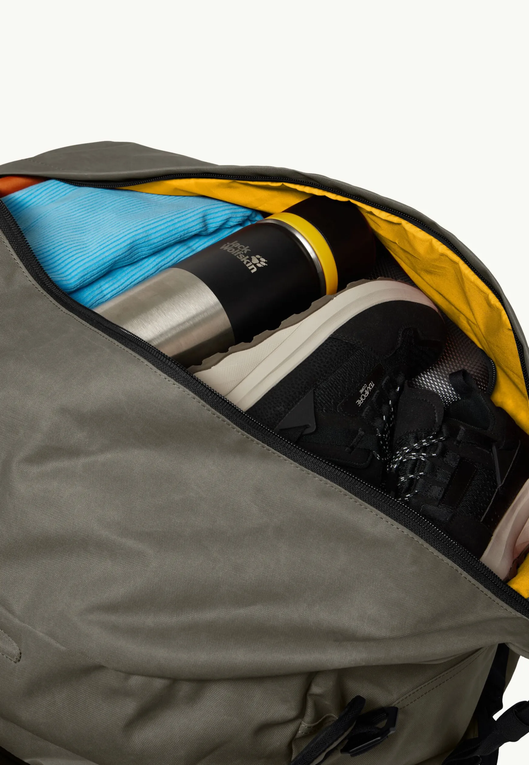 Traveltopia Duffle 65